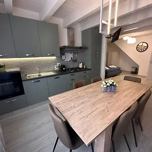  Bed & Breakfast La Fortezza
